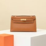 HERMES Kelly 22 Pochette in Gold Epsom Leather with Gold Hardware