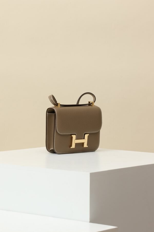 HERMES Constance 14 Crossbody Bag in Étoupe Epsom Leather with Gold Hardware