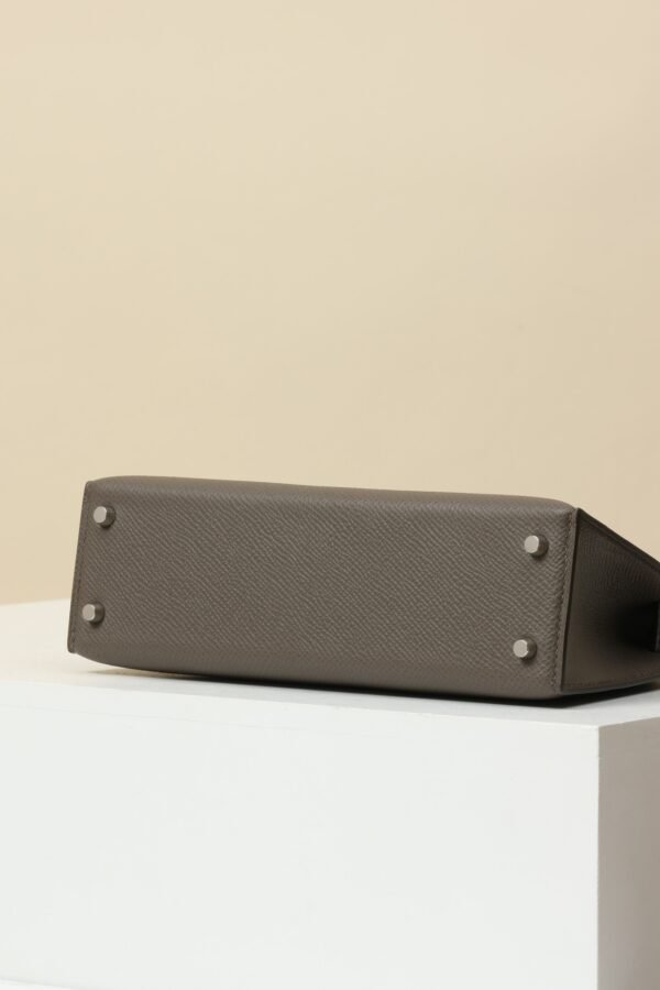 HERMES Kelly 19 II Crossbody Bag in Graphite Epsom Leather with Palladium Hardware