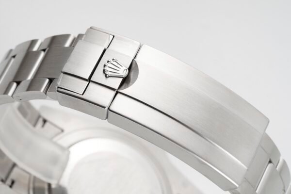 Rolex Submariner "Hulk" in Oystersteel, 41mm, Oyster Case