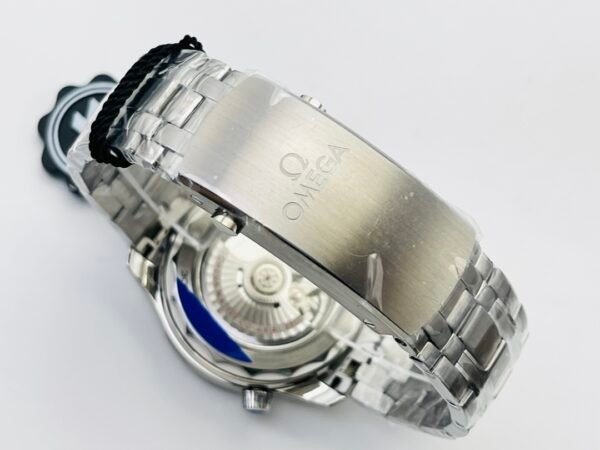 Omega Seamaster Diver 300M, 42mm, Stainless Steel